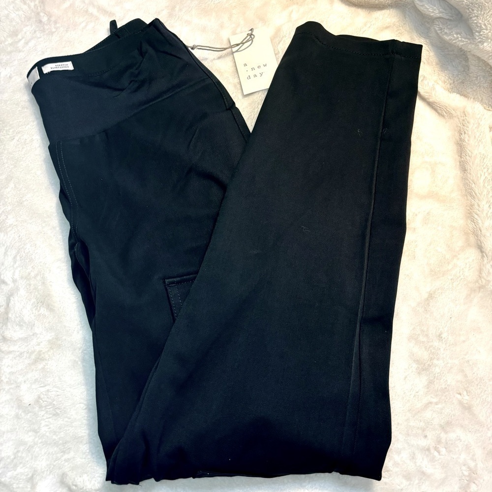 NWT A New Day Pants Adaptive Pants Black Stretch Nylon Panel ZipUp Cuffs Pockets